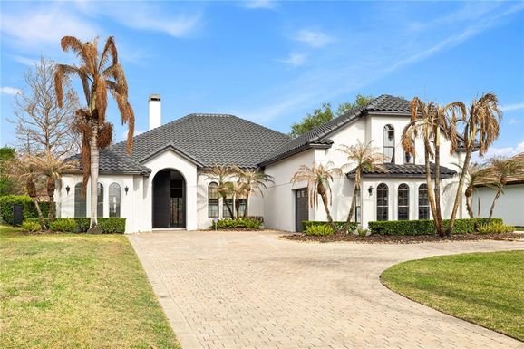 812 JOHNS POINT DRIVE