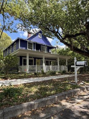 117 S BROOKSVILLE AVENUE