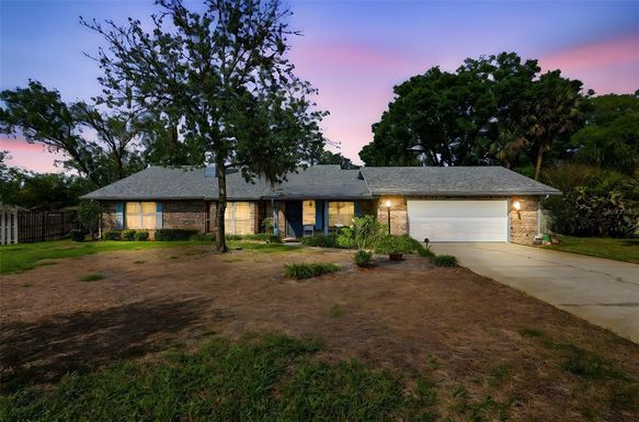 831 FREEMANS FARM ROAD