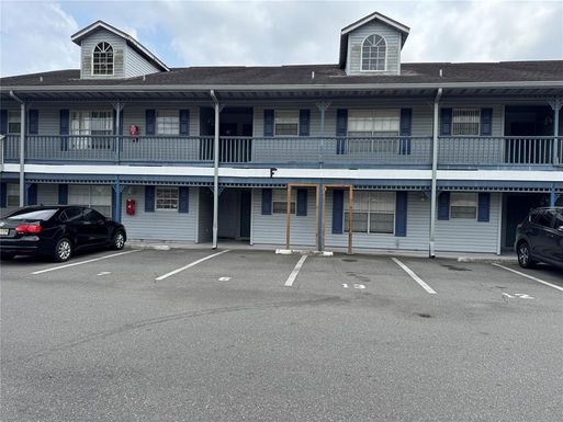 313 DIRKSEN DRIVE UNIT F7