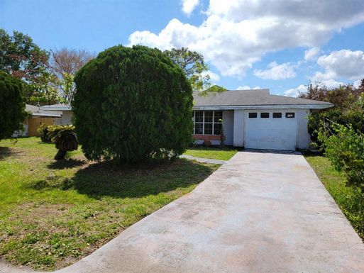 2010 ALGERIA STREET NE