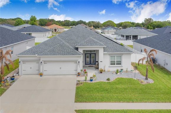 1096 SANDPIPER LOOP