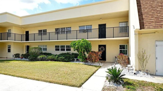 7880 PALM AIRE LANE UNIT 203