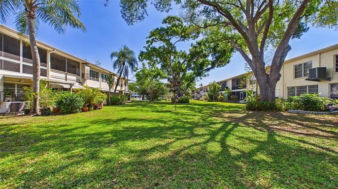 5664 40TH TERRACE N UNIT 428