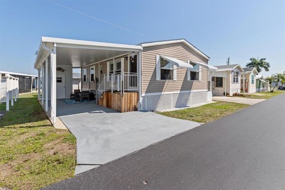 8320 RIVERSIDE DRIVE UNIT 51B