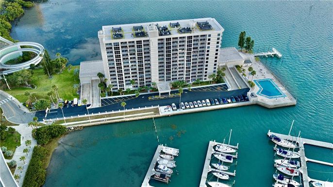 100 PIERCE STREET UNIT 1102