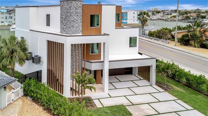 7176 S SHORE DRIVE S