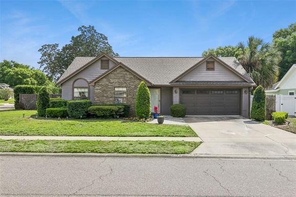 487 AUTUMN OAKS PLACE