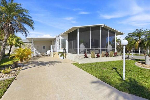 701 AQUI ESTA DRIVE UNIT 52