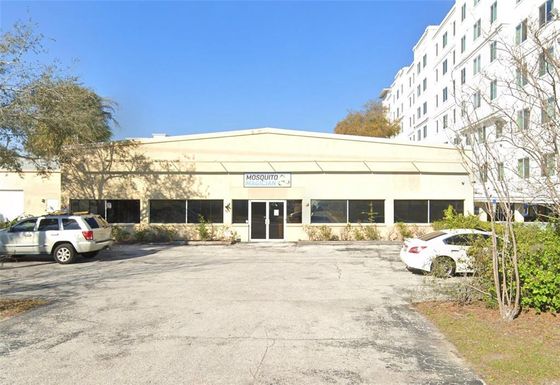 404 S MARTIN LUTHER KING JR AVENUE