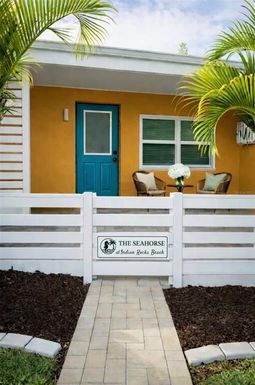 1214 BAY PINE BOULEVARD UNIT B