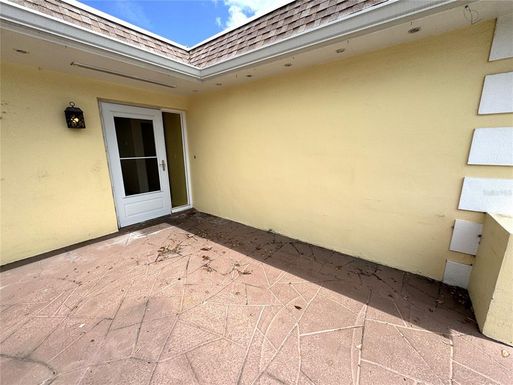 610 INDIAN ROCKS ROAD N UNIT 103