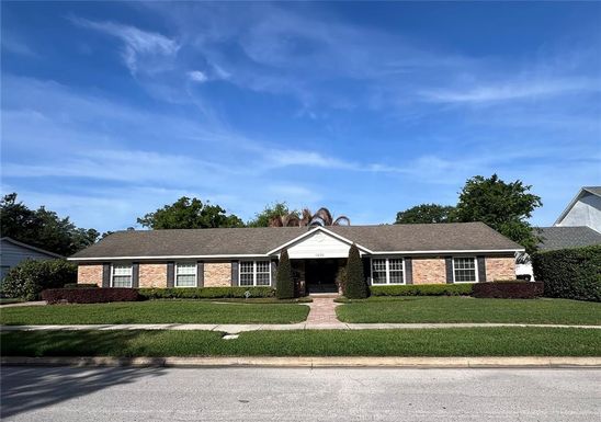 1406 SOVEREIGN COURT