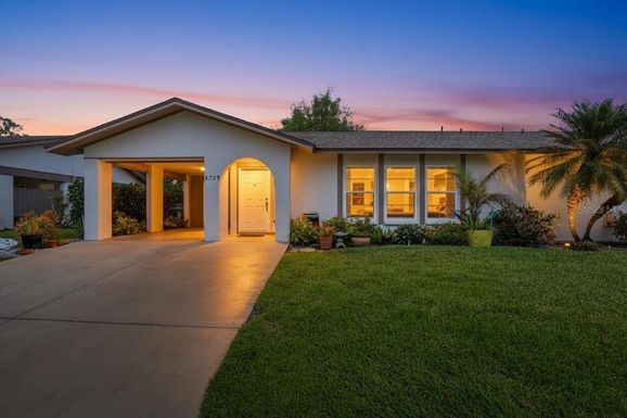 3759 COLLINS STREET UNIT 711