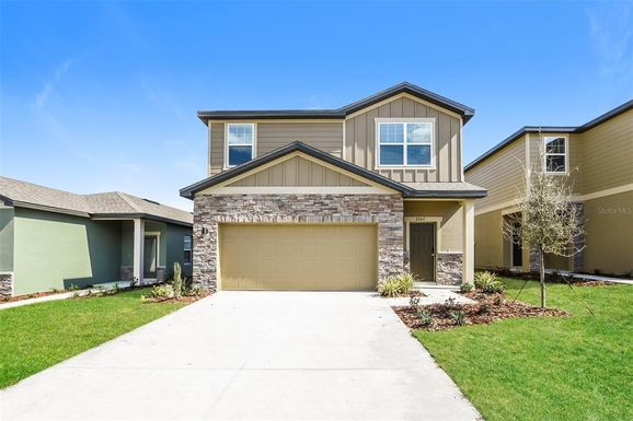 2042 HEMINGWAY CIRCLE