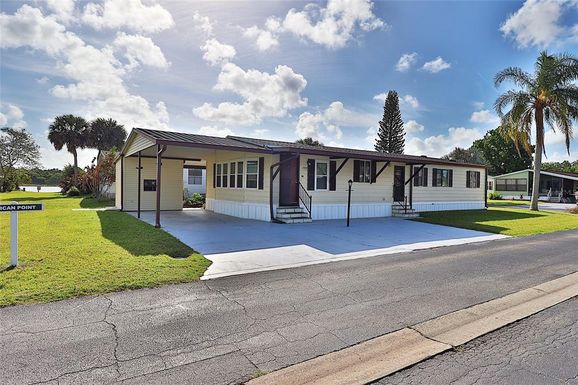 3906 CHINABERRY PLACE