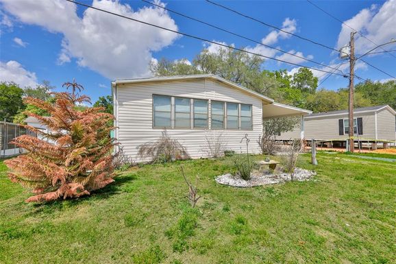 38992 STAPLEY CIRCLE