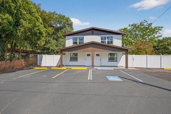 6334 CONGRESS STREET