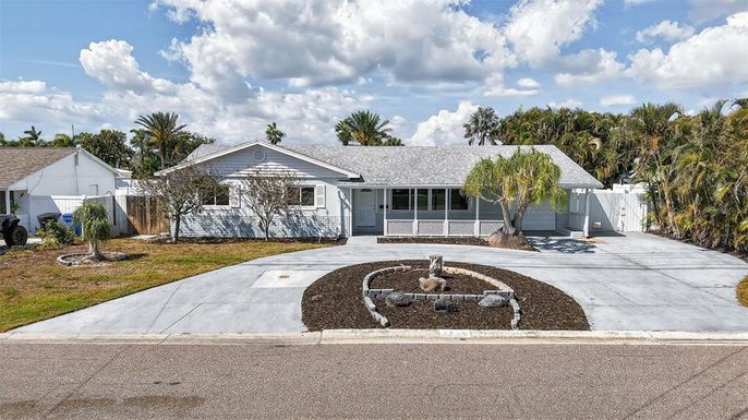 7919 CAUSEWAY BOULEVARD S