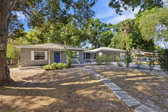 1709 NE LAMBRIGHT STREET