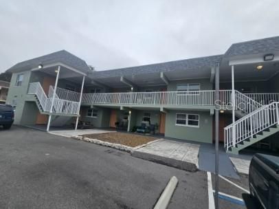 2035 ALPINE ROAD UNIT 3