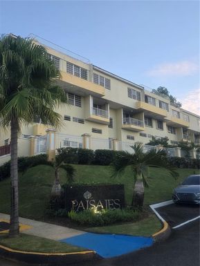 . BOULEVARD DE LA MEDIA LUNA UNIT A33