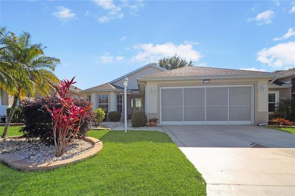 20846 QUEEN ALEXANDRA DRIVE