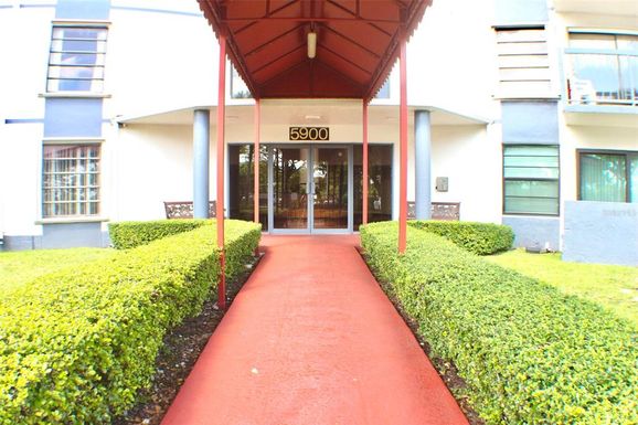 5900 SW 127TH AVENUE UNIT 3213