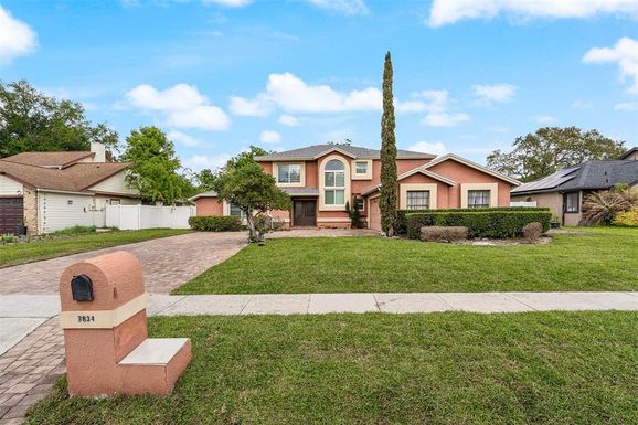 7834 SNOWBERRY CIR