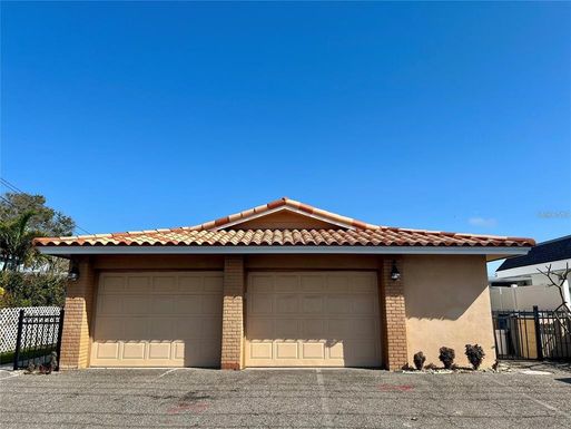 11315 3RD STREET E UNIT C