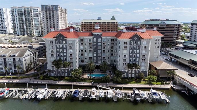 700 S HARBOUR ISLAND BOULEVARD UNIT 813