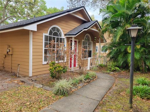 5977 BRAEMAR PLACE UNIT 106