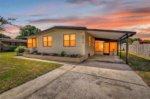 5419 GOLDEN GATE BOULEVARD