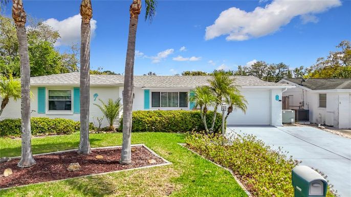 11114 WHITE OAK LANE