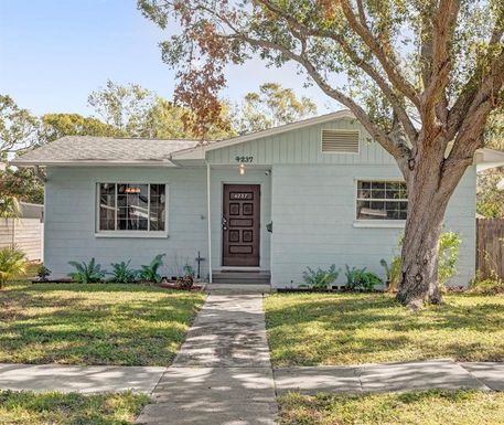 4237 DR MARTIN LUTHER KING JR STREET N