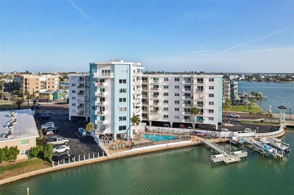 285 107TH AVENUE UNIT 708