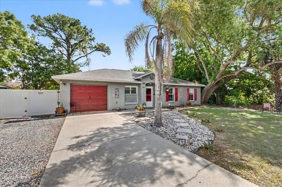 2021 INDIA PALM DRIVE