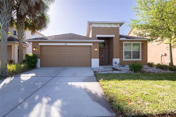 7562 FOREST MERE DRIVE