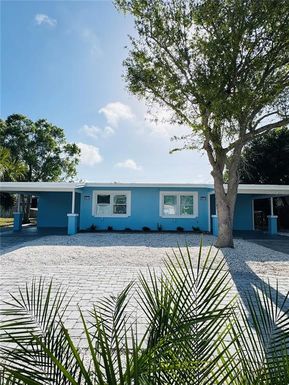 2812 MIRIAM STREET S