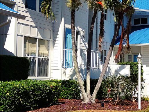 876 AUDUBON DRIVE UNIT 876