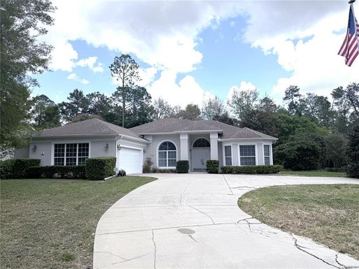 13 OAK VILLAGE BOULEVARD S