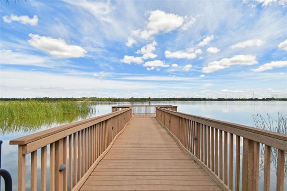 7903 SEMINOLE BOULEVARD UNIT 2208