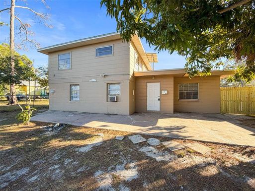 650 E HARBOR DRIVE S