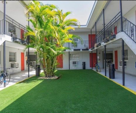 865 5TH AVENUE N UNIT 17