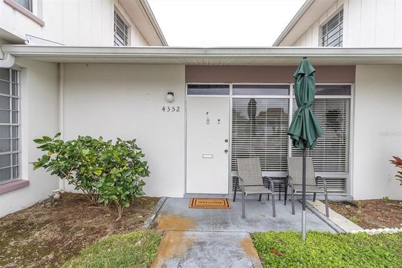 4352 TAHITIAN GARDENS CIRCLE UNIT F