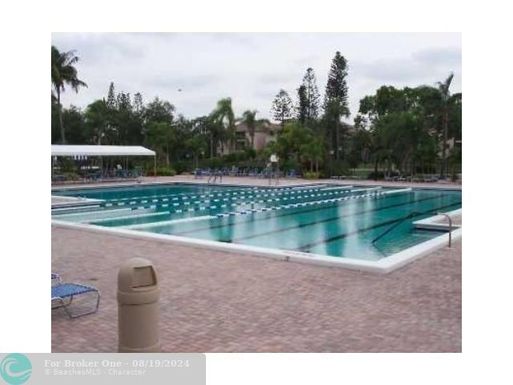 2929 Carambola Cir, Coconut Creek, FL 33066