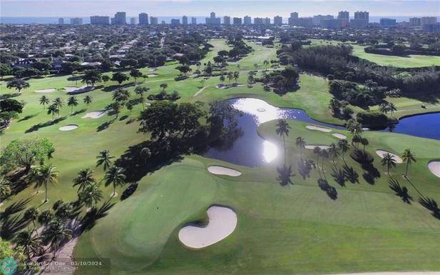 3980 Country Club Ln, Fort Lauderdale, FL 33308