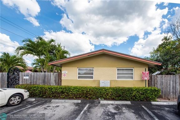 1142 3rd Ave, Fort Lauderdale, FL 33304