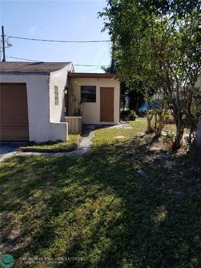 2104 Monroe Ter, Hollywood, FL 33020