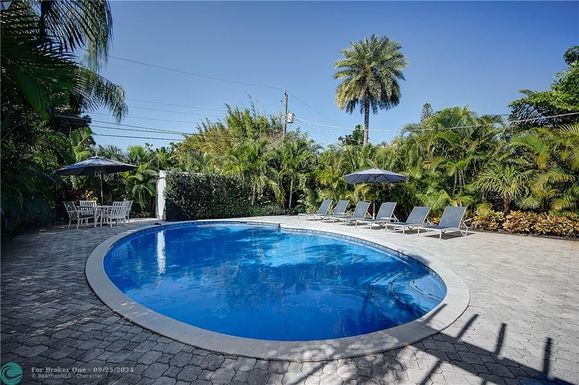 2405 8th Ter, Wilton Manors, FL 33305